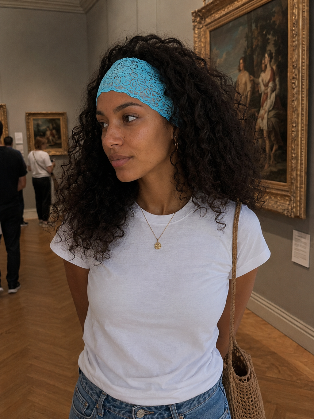 Bandeau en dentelle bleu clair