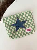 Trousse brodée étoile