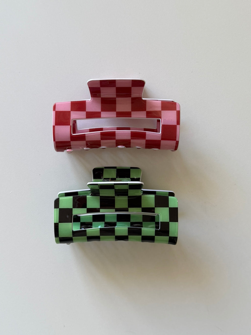 Pince à cheveux damier – Rose ou vert