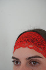 Bandeau en dentelle rouge