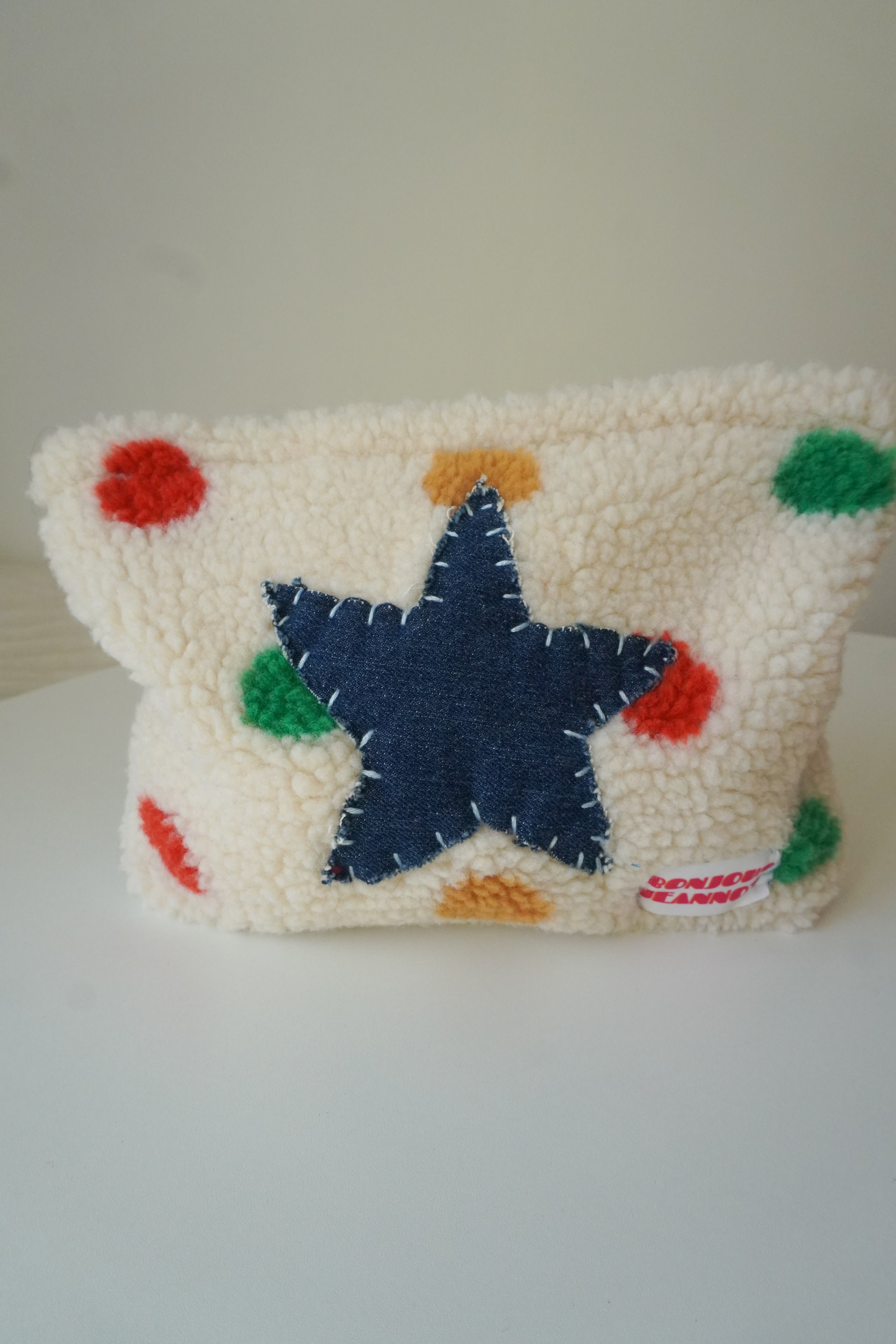 Trousse brodée étoile