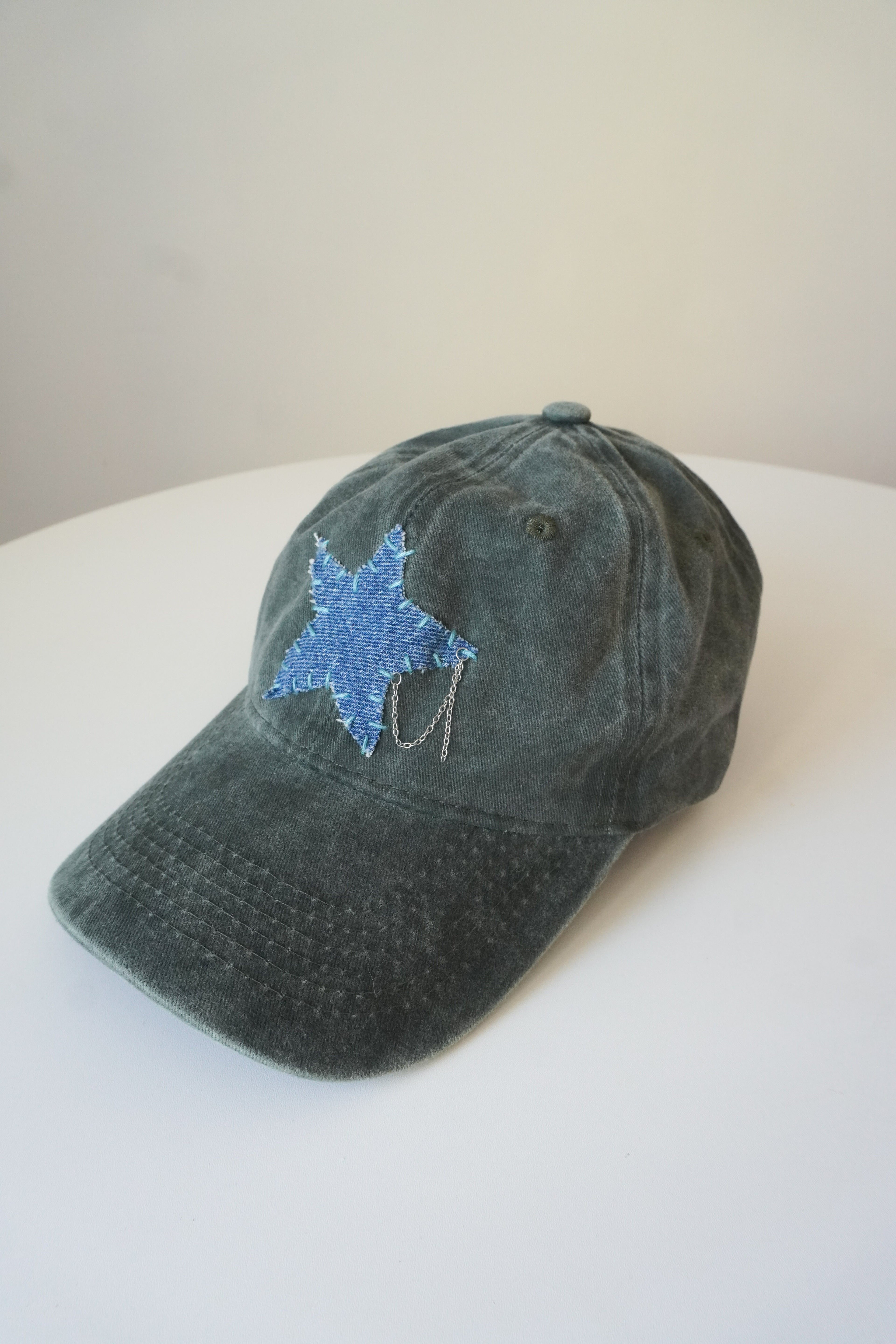 Casquette étoile verte