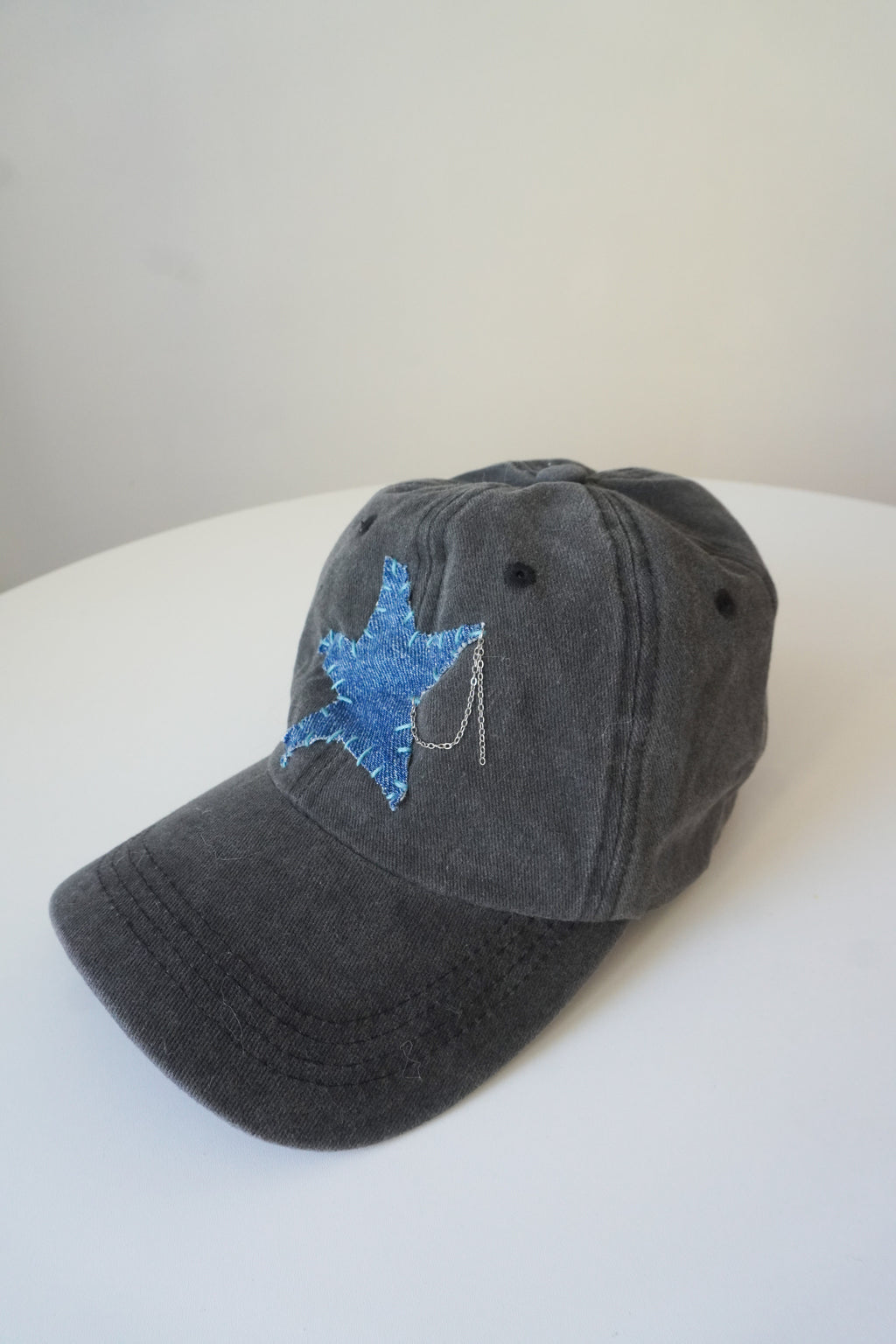 Casquette étoile noire