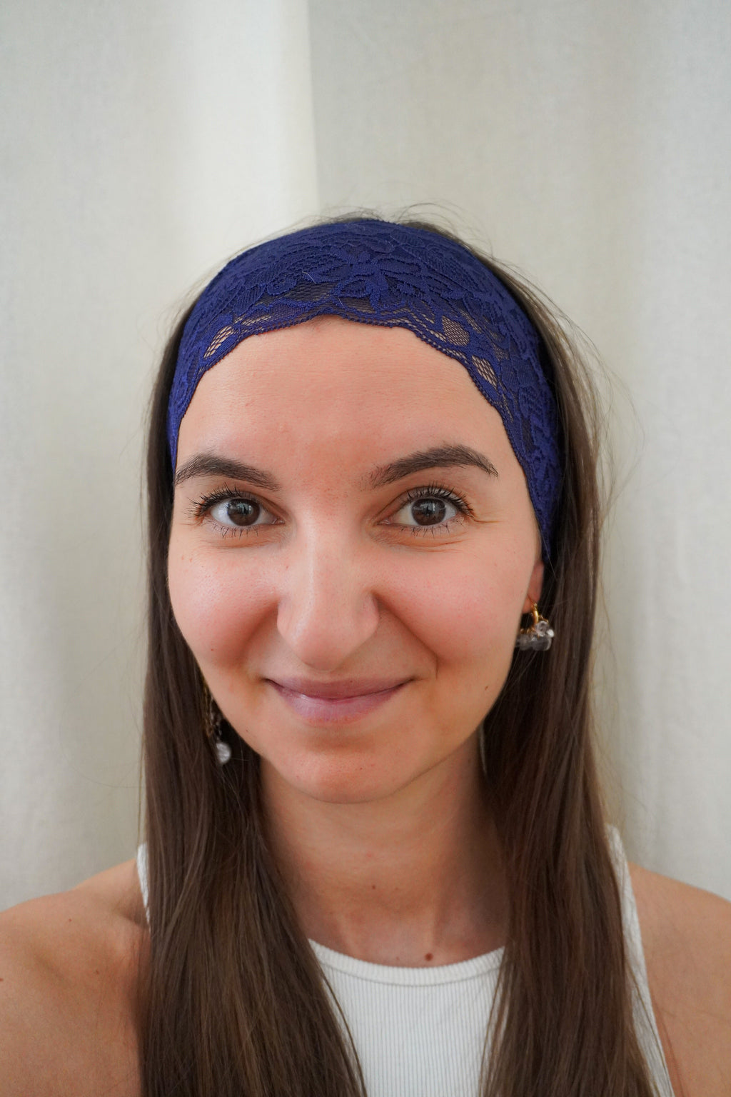 Bandeau en dentelle bleu nuit