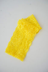Bandeau en dentelle jaune