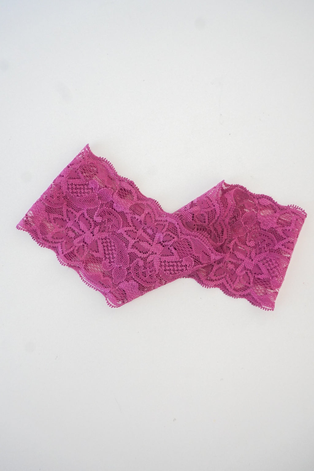Bandeau en dentelle vieux rose
